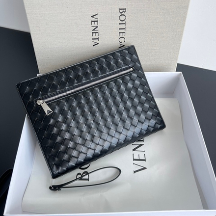Bottega Veneta Medium Intrecciato Document Case