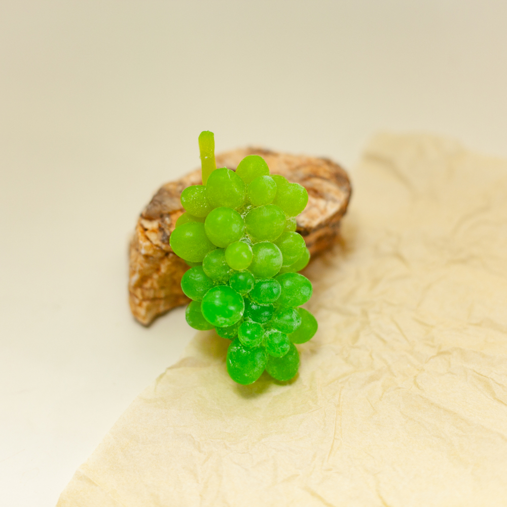 Гроздь винограда