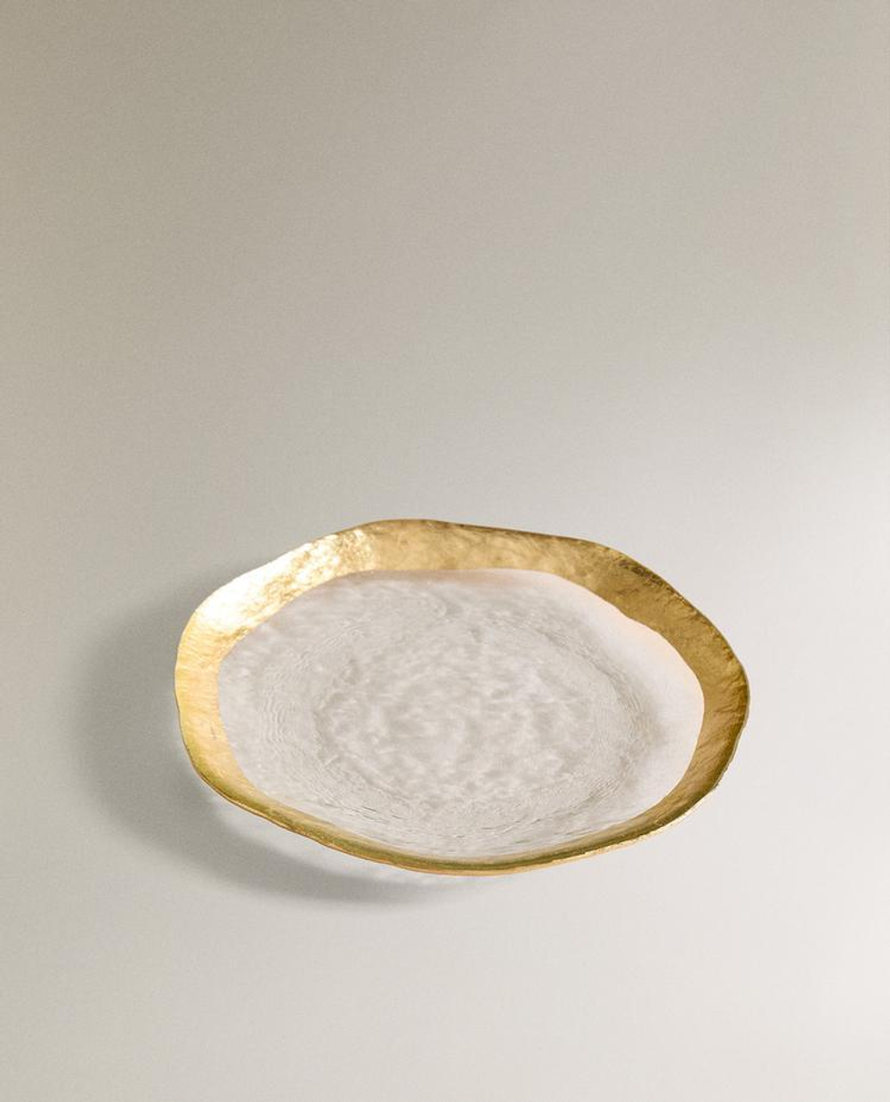 ZARA HOME ТАРЕЛКА ИЗ СТЕКЛА С КРОМКОЙ, ЗОЛОТИСТЫЙ
