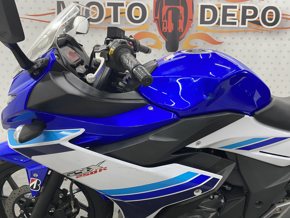 Suzuki GSX250R , 2018