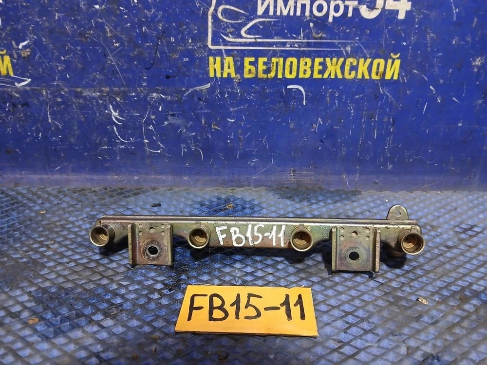 Топливная рейка NISSAN SUNNY 2000