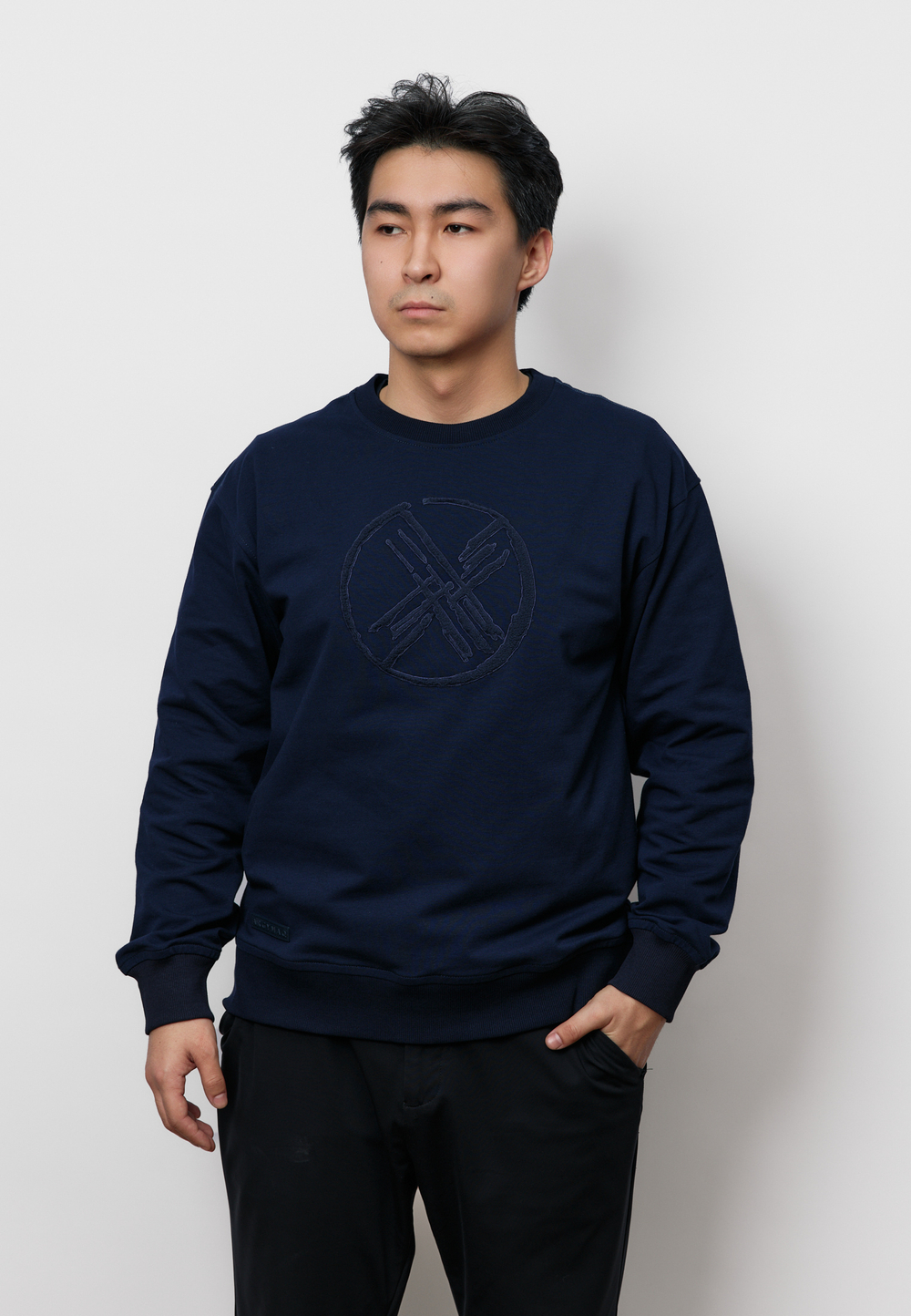 Свитшот SHANYRAQ APPLIQUE BLUE