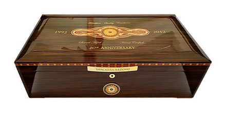 Хьюмидор Perdomo 20th Anniversary Humidor Limited Edition