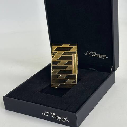 Зажигалка S.T. Dupont