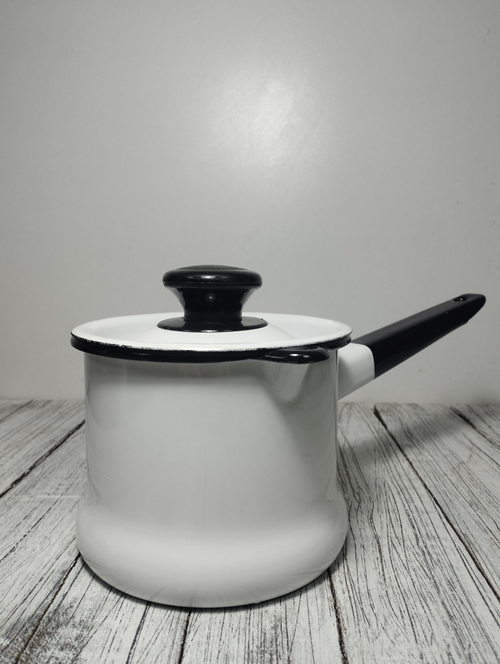 Ковш 1л с носиком с крышкой без деколи Белый 90204-072