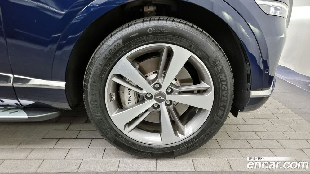 Genesis GV80 2.5T Бензин 2WD (12.2021)