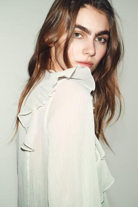 ZARA БЛУЗА СО СКЛАДКАМИ И ВОЛАНАМИ, ЭКРЮ