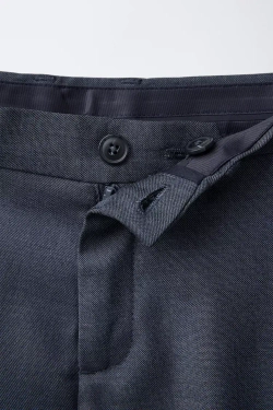 ZARA КОСТЮМНЫЕ БРЮКИ ИЗ РЕЛЬЕФНОЙ ТКАНИ, МОРСКОЙ СИНИЙ