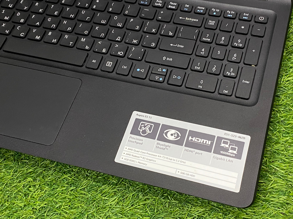 Ноутбук Acer 15.6' AMD A4/Radeon R3/4GB/500GB/ Aspire ES1-523-46ZB[NX.GKYER.012]/Windows 10