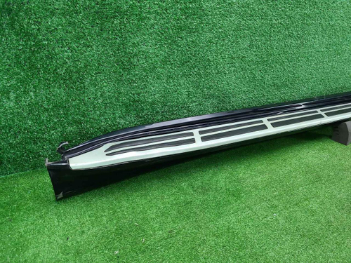 Накладка порога правая BMW X7 G07 (2019-н.в.)