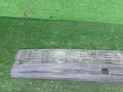 Накладка заднего бампера Toyota Land Cruiser 200 (2007-2021)