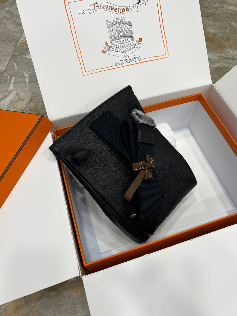 Сумка-слинг Hermes