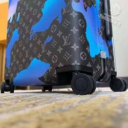 Дорожный чемодан Louis Vuitton Horizon 50