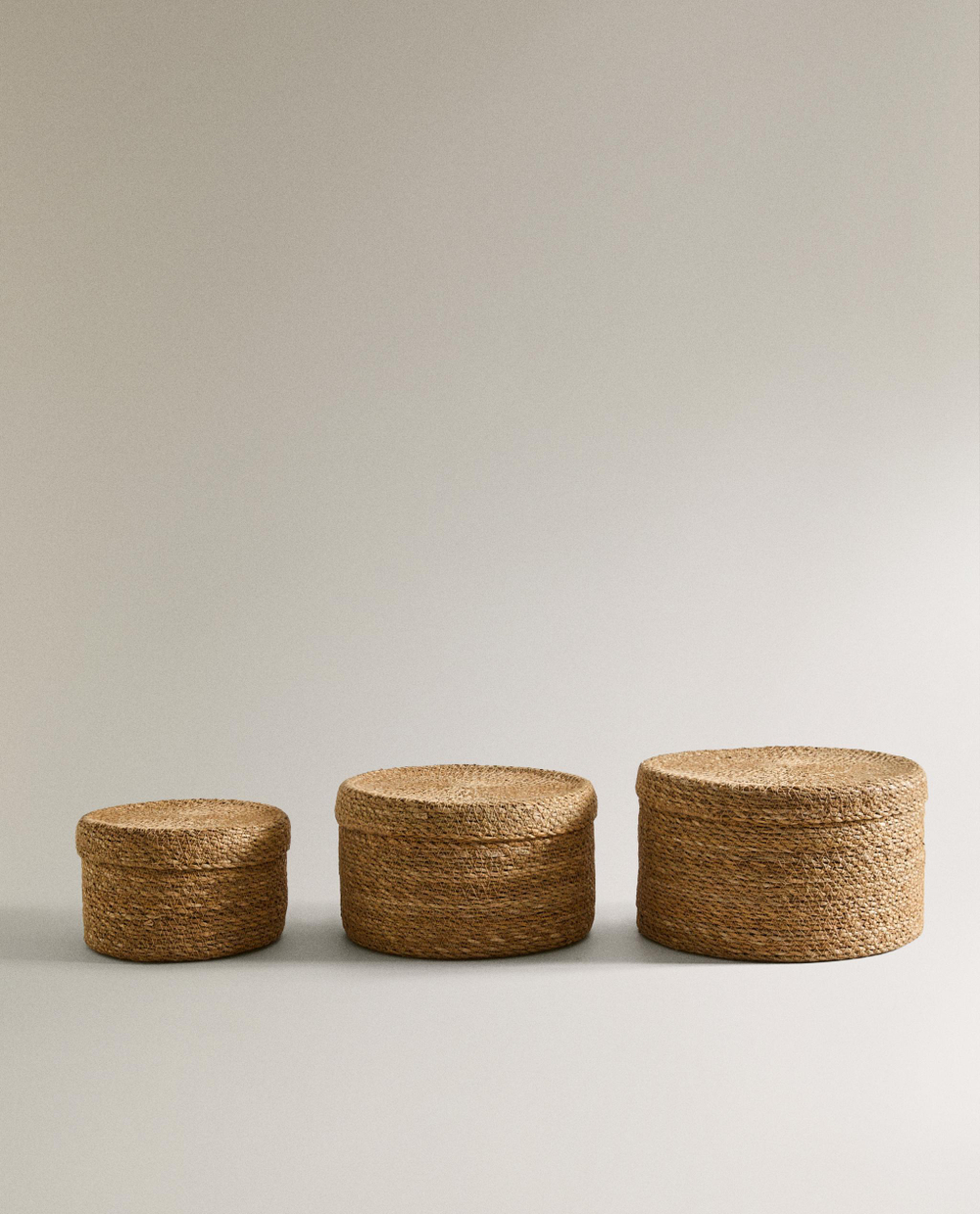 Zara Home Корзина из морской травы, цвет бежевый, 18 см · 6353/049