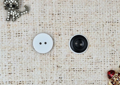 Пуговица костюмная, d 2,1 см