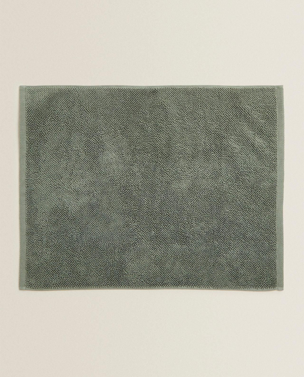 Zara Home - Гладкий нескользящий коврик для ванной, зеленый, 50x70 см