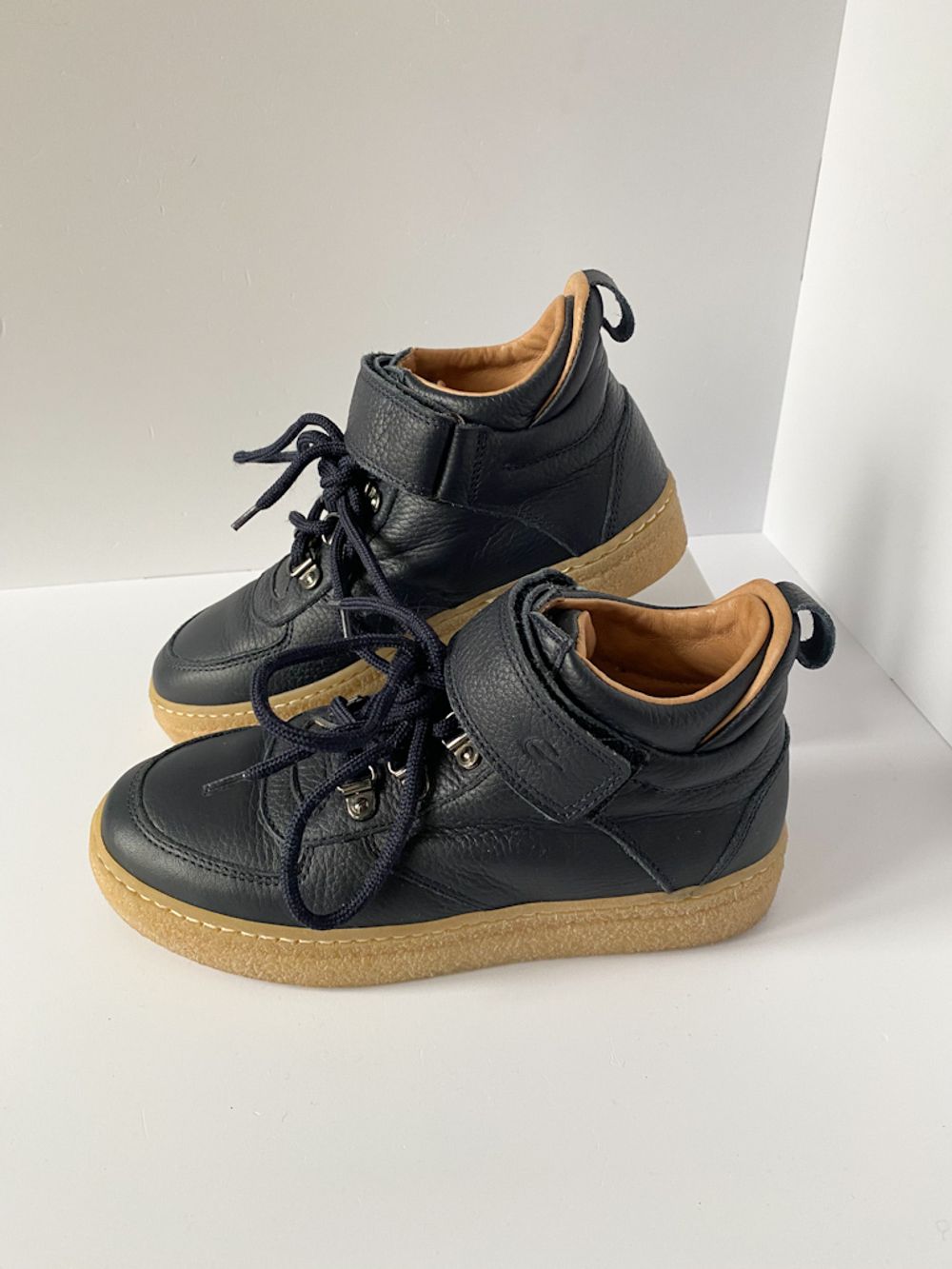 Кожаные кроссовки Gallucci, 32