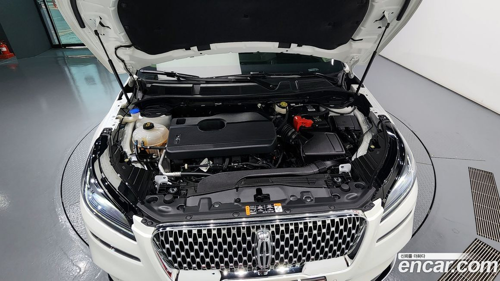 Lincoln Corsair 2.0 Reserve AWD (12.2022)