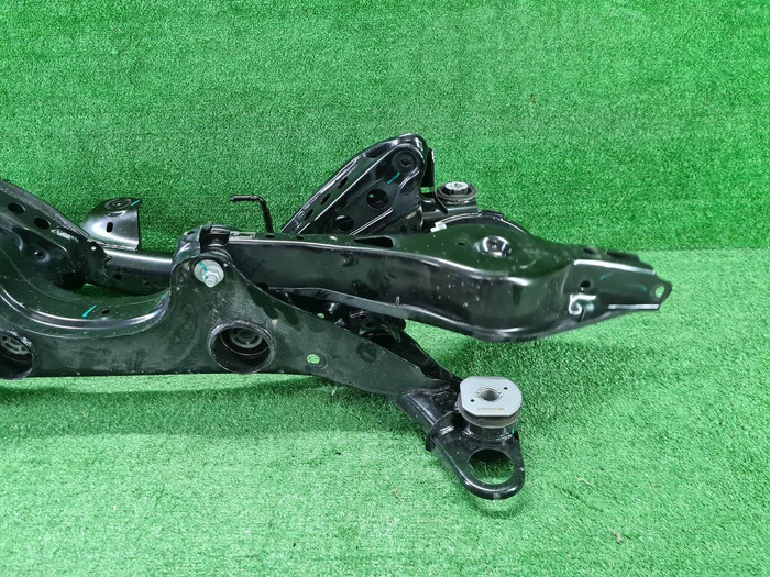 Подрамник задний Geely Monjaro (2021-н.в.)