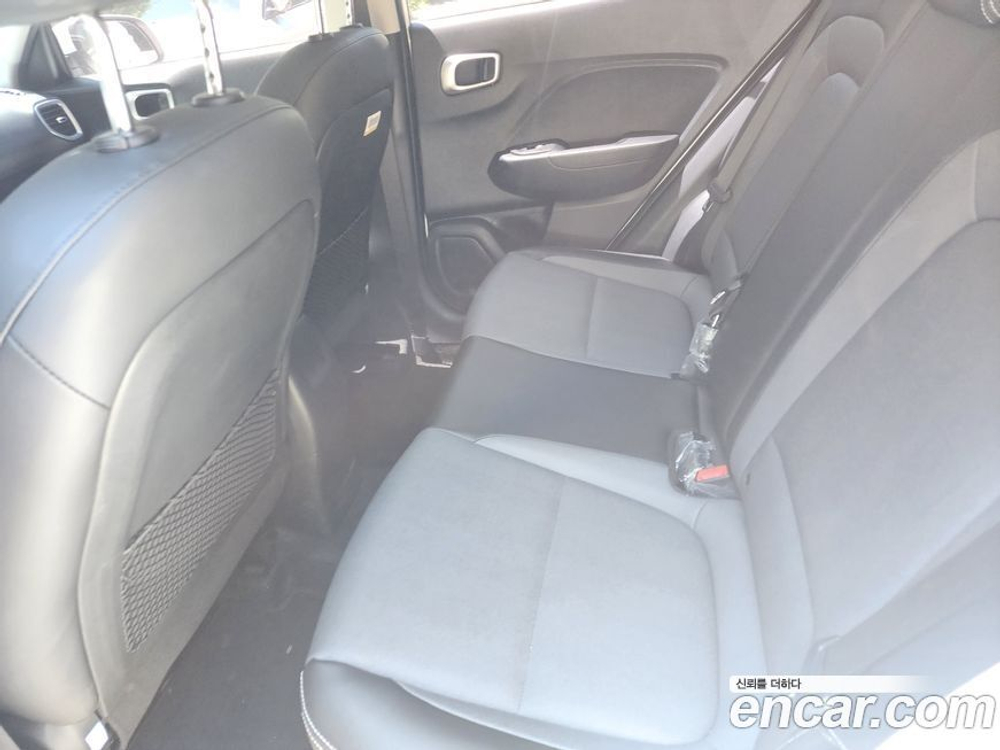 Hyundai Venue 1.6 Modern (09.2020)