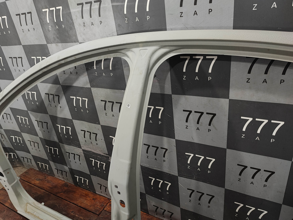 Боковина левая LADA Vesta 15-нв Новая Оригинал 8450102327