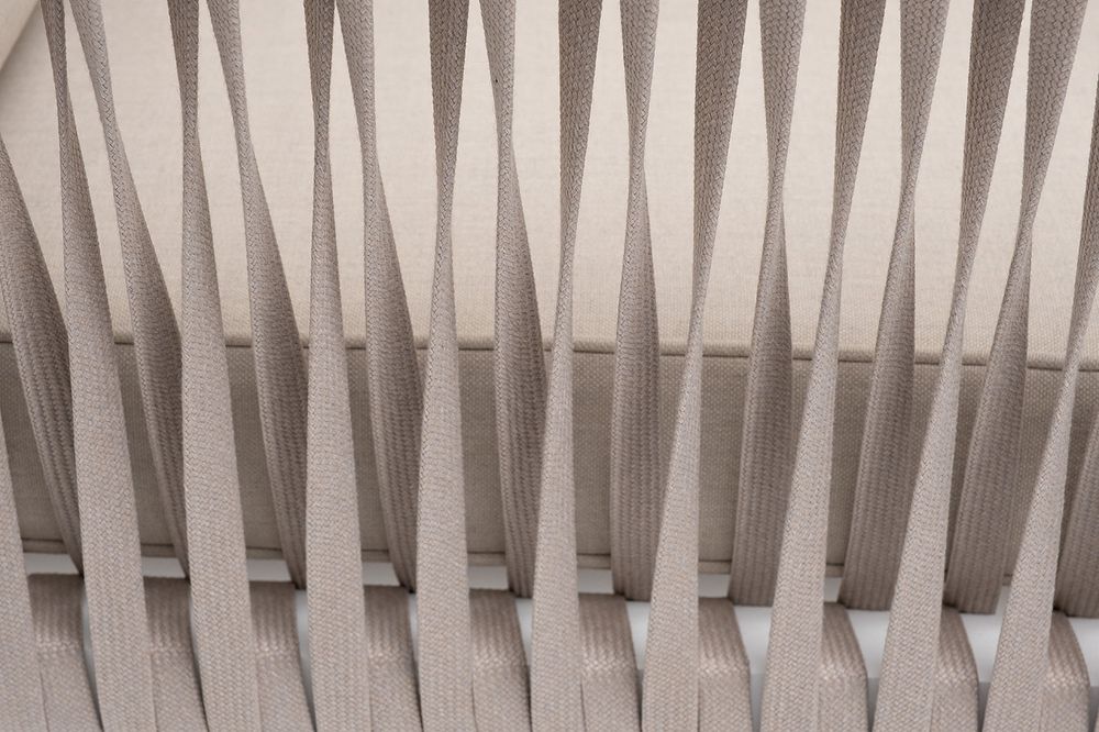 "Касабланка" кресло плетеное из роупа, каркас алюминий белый муар, роуп бежевый 20мм, ткань бежевая 15052