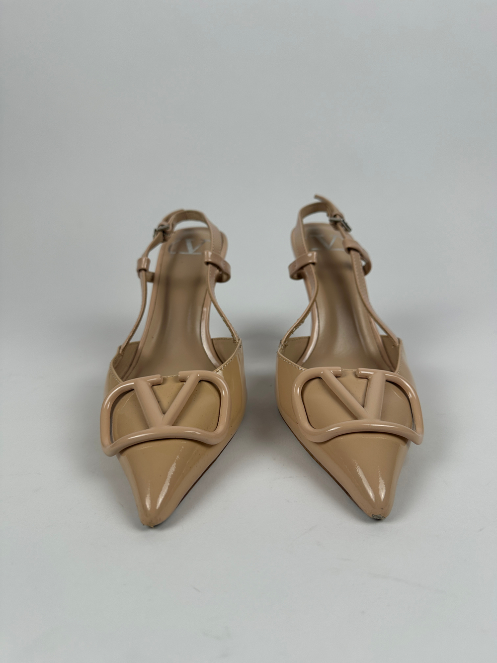 Слингбэки Valentino