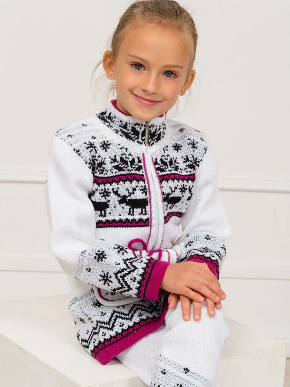 Кардиган вязаный на молнии для девочки