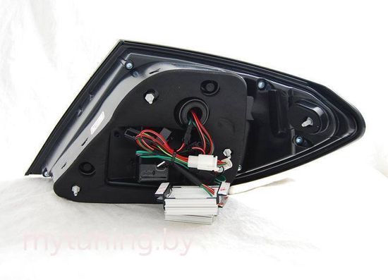 Задние фонари Mercedes C W204 red smoke led bar