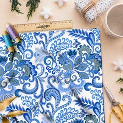 Ткань лён крупная плотная гжель на белом фоне