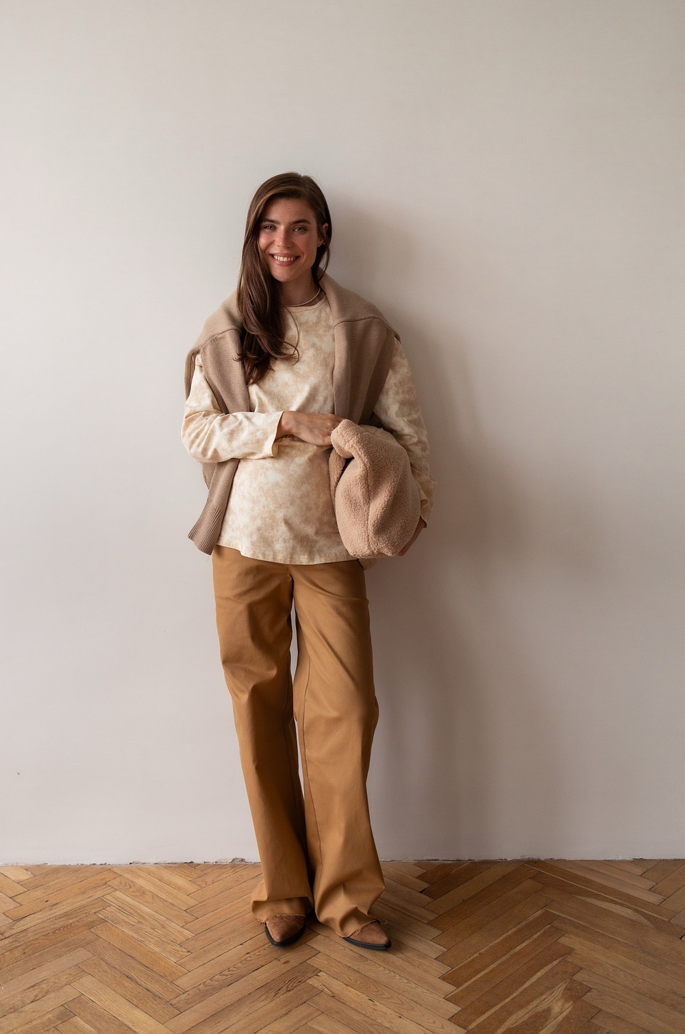 Джинсы для беременных свободные, Кэмэл