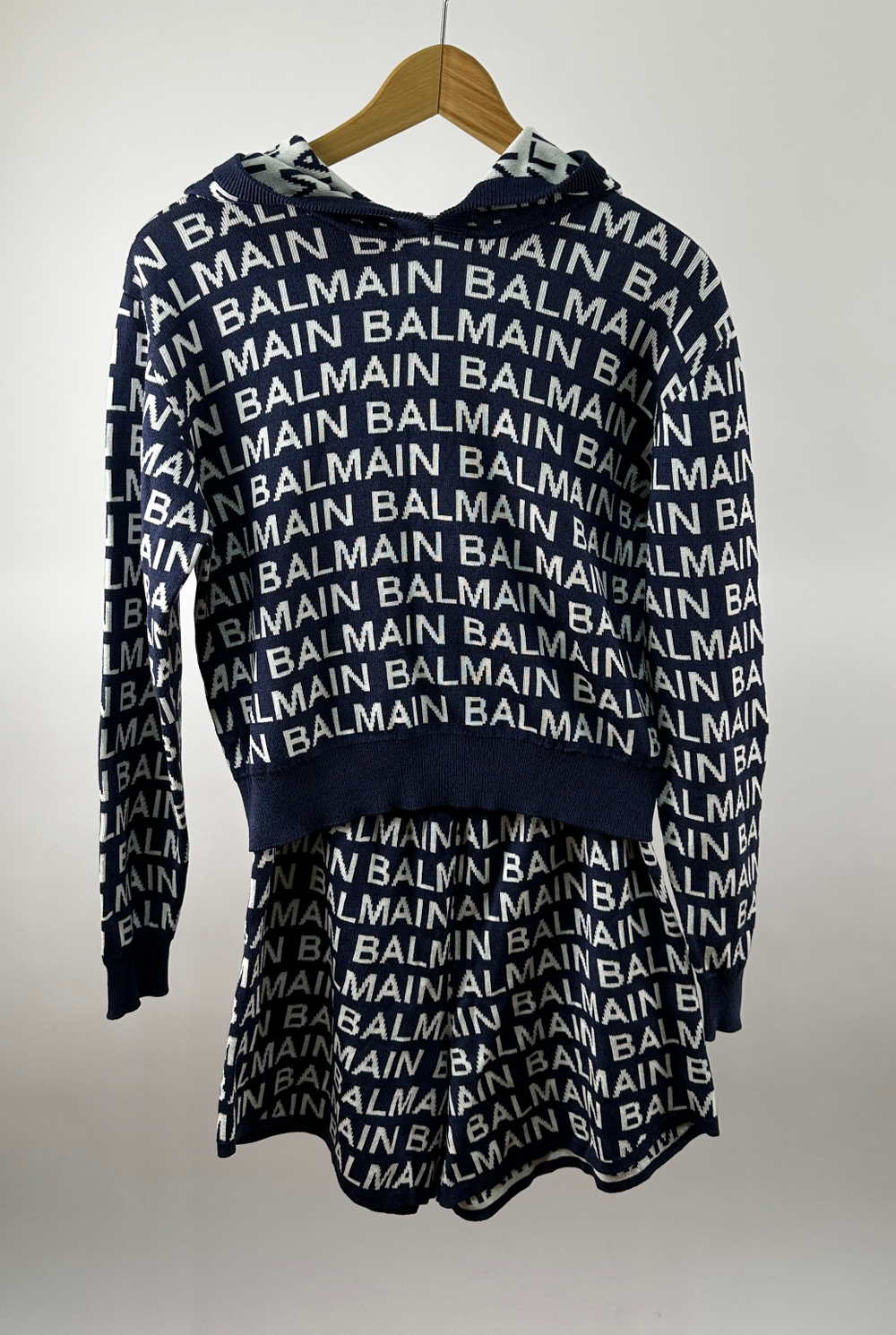 Костюм Balmain
