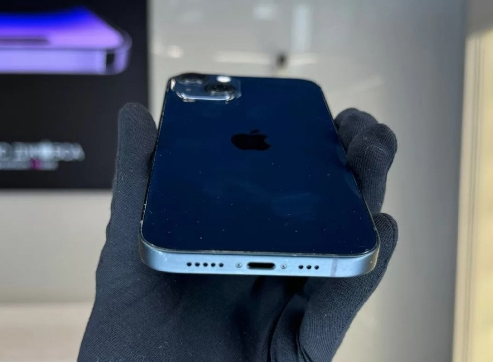 iPhone 13, 128 ГБ б/у