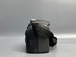 Nikon D3200 kit 18-55mm 3.5-5.6G VR 13.000 кадров