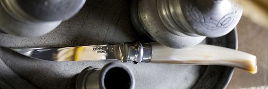 Нож филейный Opinel №10, нержавеющая сталь, рукоять светлый рог буйвола, деревянный футляр