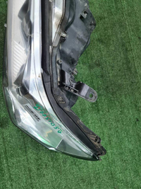 Битая Фара левая Toyota Land Cruiser 200 15-21 LED