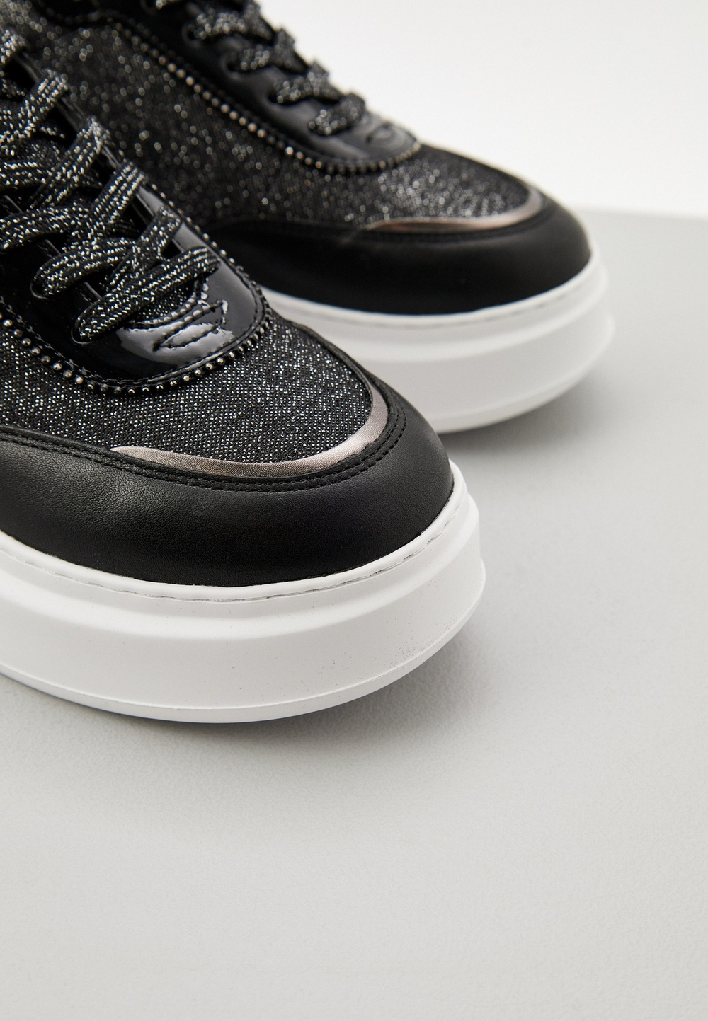 Кроссовки женские Karl Lagerfeld ANAKAPRI