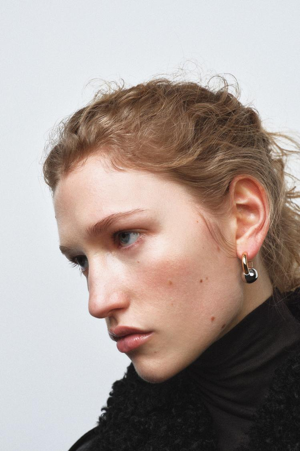 ZARA КОМБИНИРОВАННЫЕ СЕРЬГИ-КОЛЬЦА С ШАРИКОМ, ЗОЛОТОЙ/СЕРЕБРЯНЫЙ