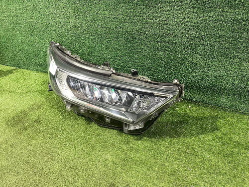 Фара правая Toyota RAV4 5 XA50 (2018-н.в.) LED