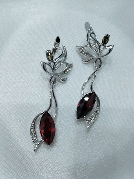 "Лайн" серьги из коллекции "Идиллия Jenavi"