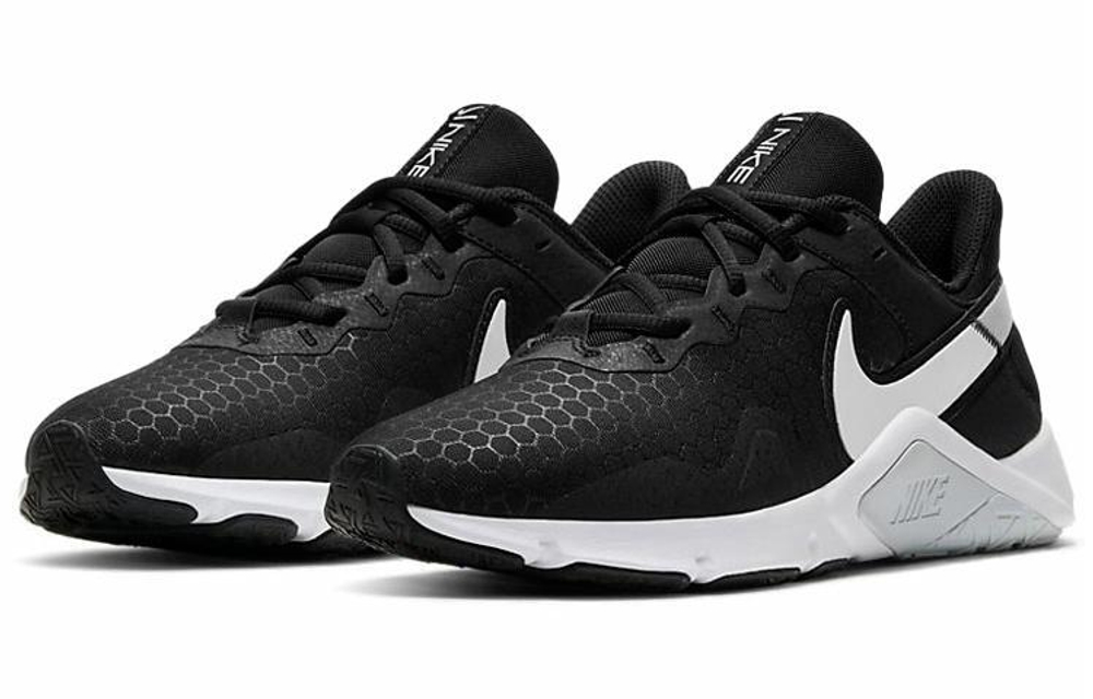 Кроссовки Nike Legend Essential 2 (Женская размерная сетка)