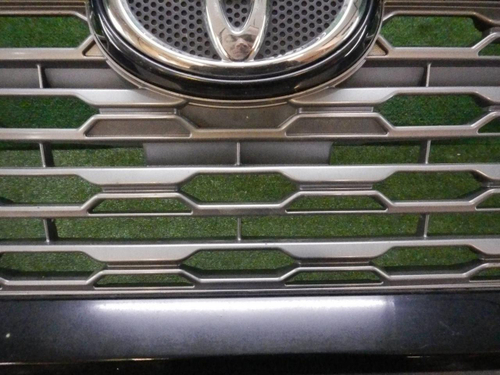 Бампер передний Toyota RAV4 5 XA50 18-н.в. В сборе