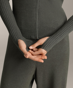 Oysho Вязаный кардиган с капюшоном облегающего кроя, зеленый