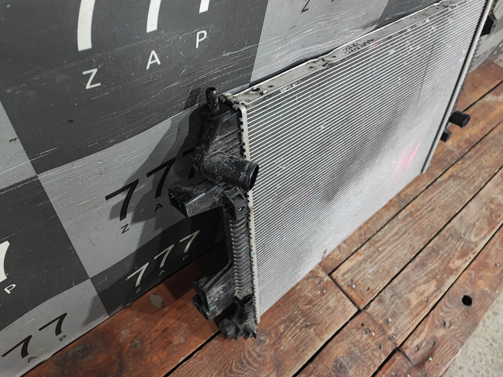 Радиатор двигателя Chery Tiggo 7 Pro 20-нв Б/У Оригинал 302000021AA