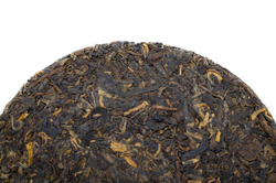 59310 Чай прессованный черный Пуэр Шу "Сэнчжун, Шэнь Шань Лао Шу " Со старых дерев, ци цзы бин 357гр