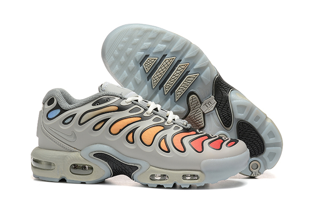 Nike Air Max Plus Drift "Light Smoke Grey"