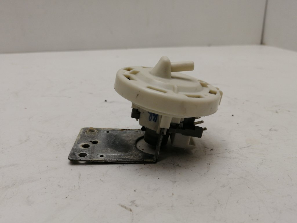 WD-10192N кт124 Датчик уровня воды для стиральной машины LG 6601ER1006A б/у