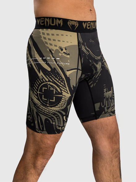 Шорты компрессионные Venum Invader Black/Sand
