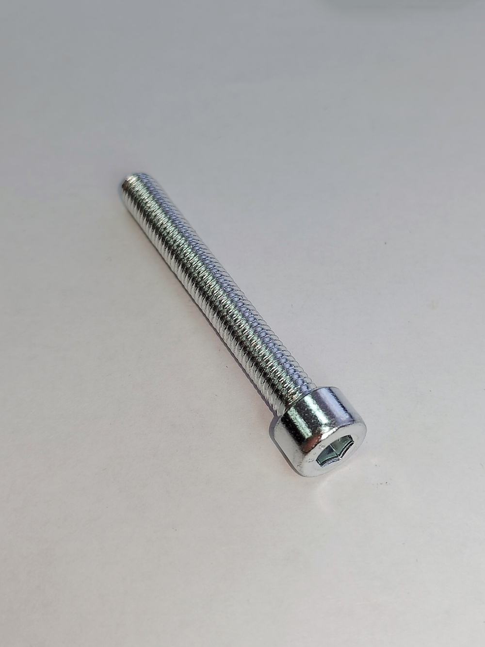 8х60 ОЦ. Винт П/Р с внут.шестигр. к.п.8.8 DIN912 (30 шт)