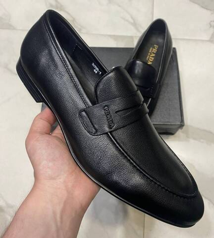 Лоферы Prada